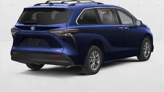 2026 Toyota Sienna XLE 8-Passenger