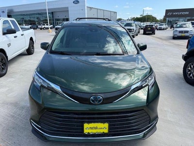 Photo of a 2022 Toyota Sienna XLE 8-Passenger 4DR Mini-Van for sale