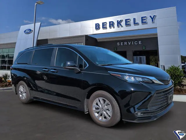 2026 Toyota Sienna - $46,798