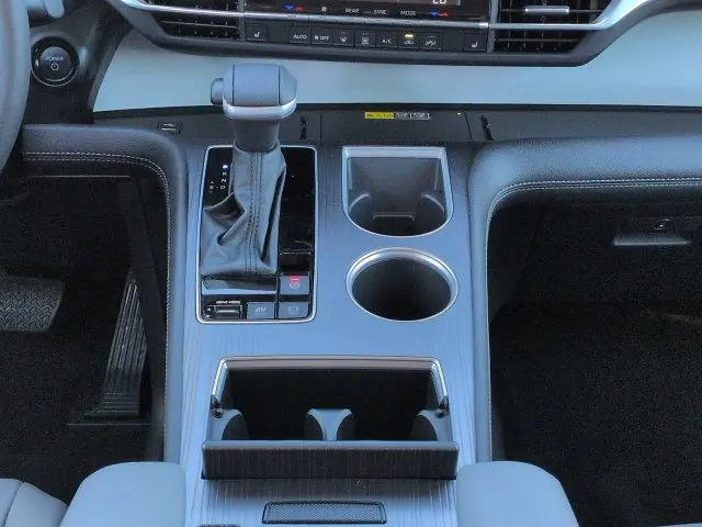 2026 Toyota Sienna - $46,798