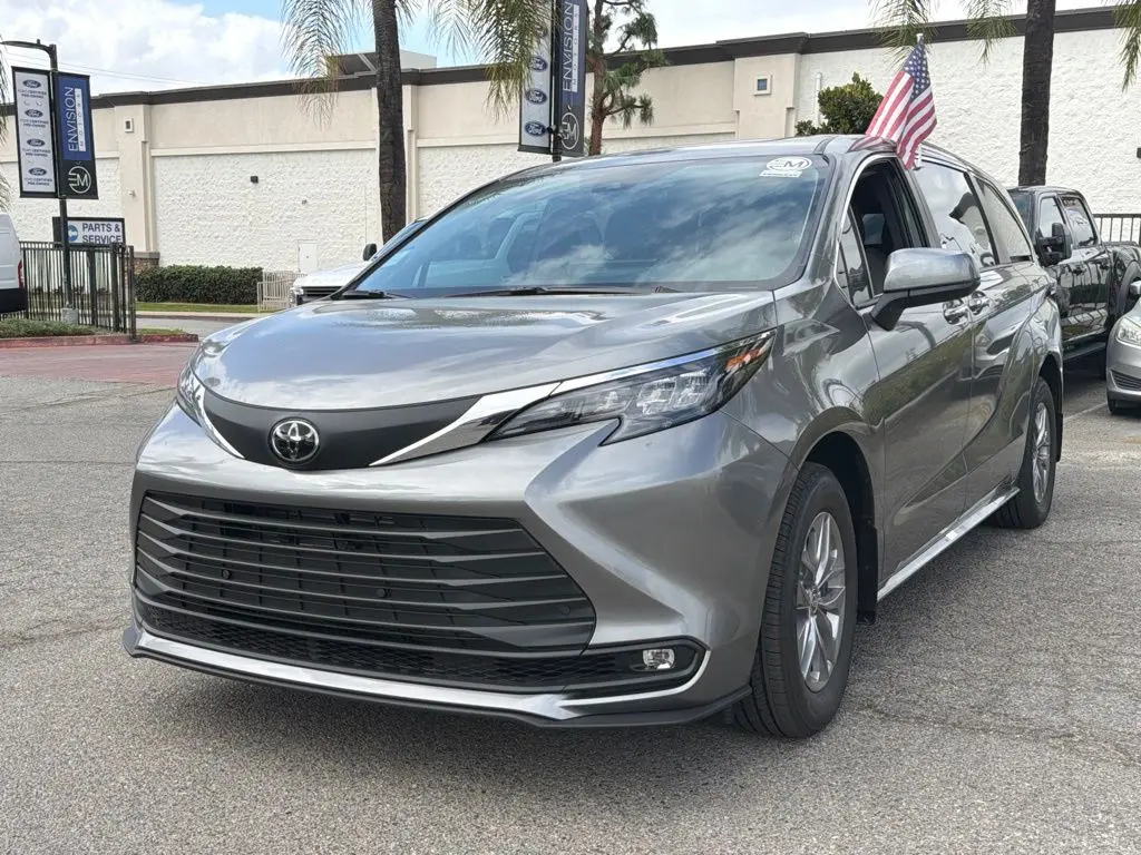 2026 Toyota Sienna - $54,995