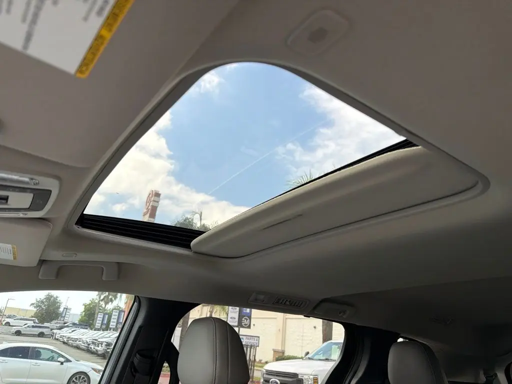 2026 Toyota Sienna - $54,995