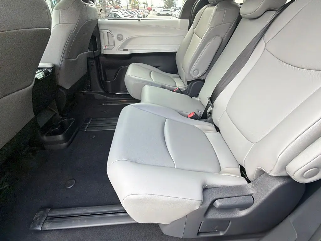 2026 Toyota Sienna - $54,995