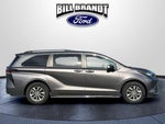 2023 Sienna Thumbnail 2