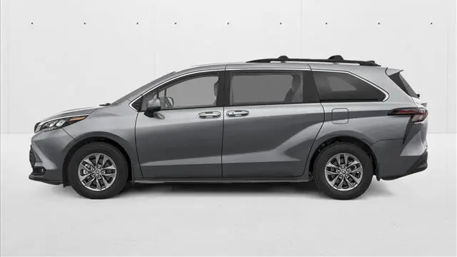 2026 Toyota Sienna XLE 8-Passenger
