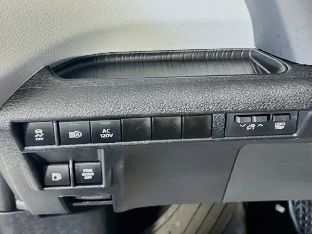 2026 Toyota Sienna - $56,900