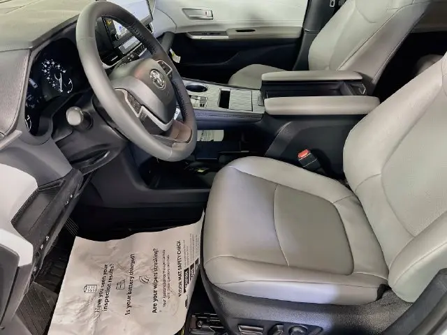 2026 Toyota Sienna - $56,900