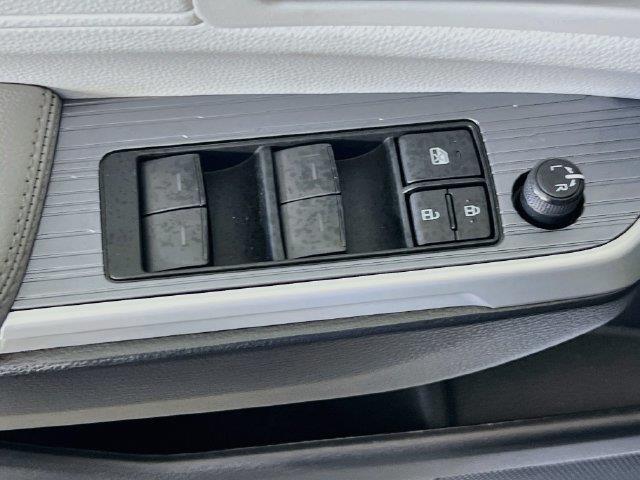 2026 Toyota Sienna - $56,800