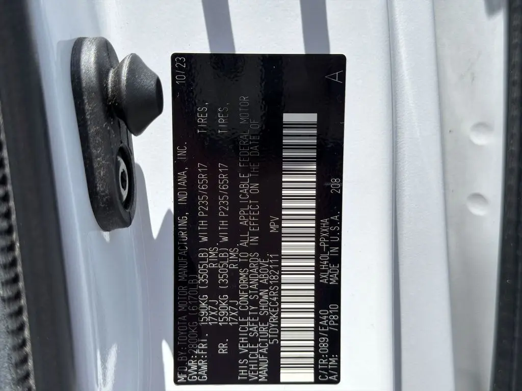 2024 Toyota Sienna - $41,980