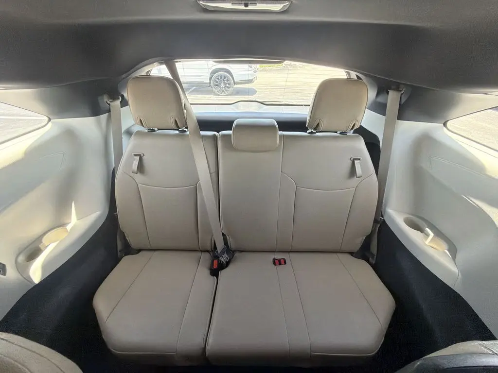 2024 Toyota Sienna - $41,980