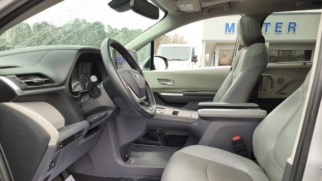 2021 Toyota Sienna XLE 7-Passenger