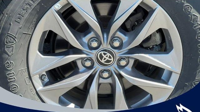 2023 Toyota Sienna XLE 8-Passenger