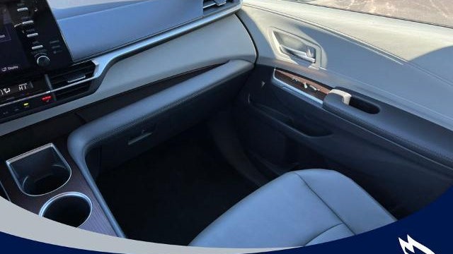 2023 Toyota Sienna XLE 8-Passenger