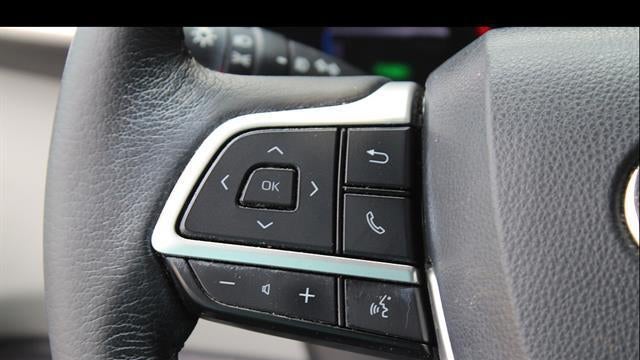 2023 Toyota Sienna XLE 8-Passenger