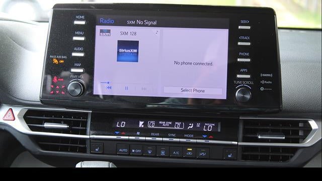 2023 Toyota Sienna XLE 8-Passenger
