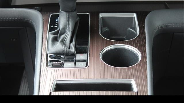 2023 Toyota Sienna XLE 8-Passenger