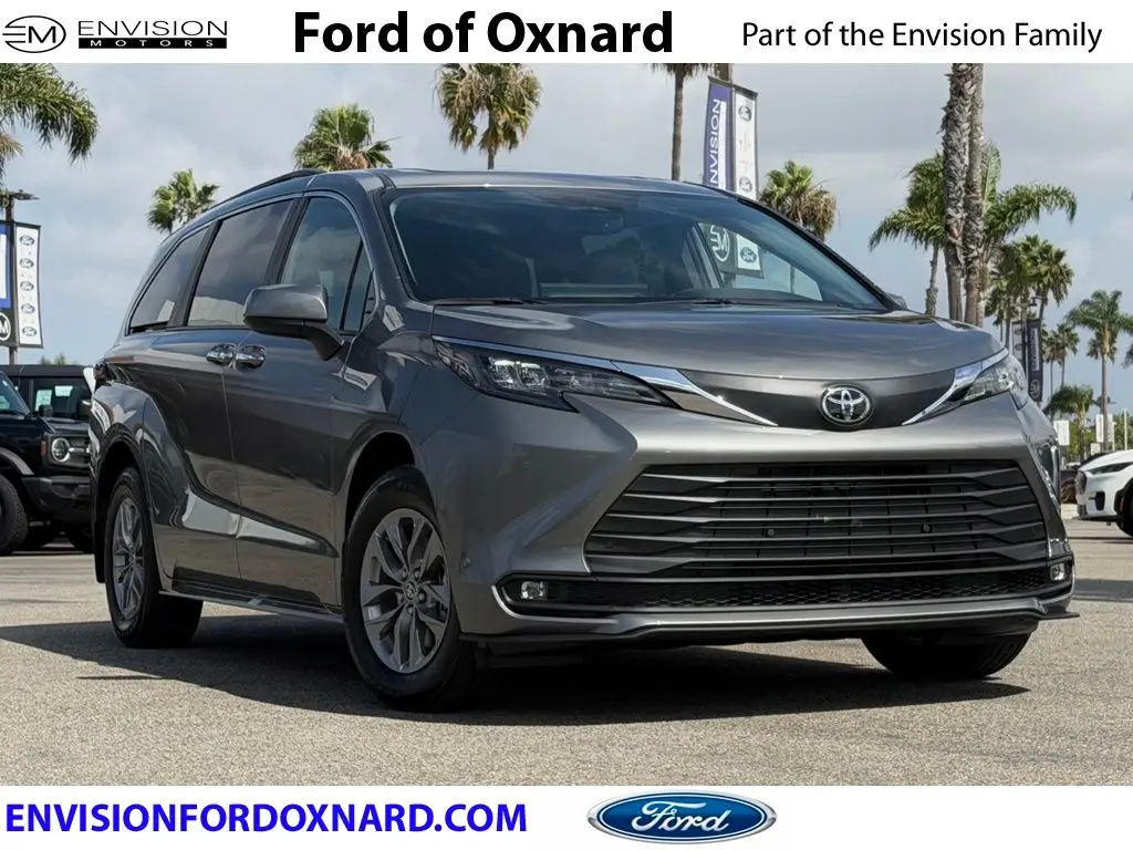 2026 Toyota Sienna - $52,091