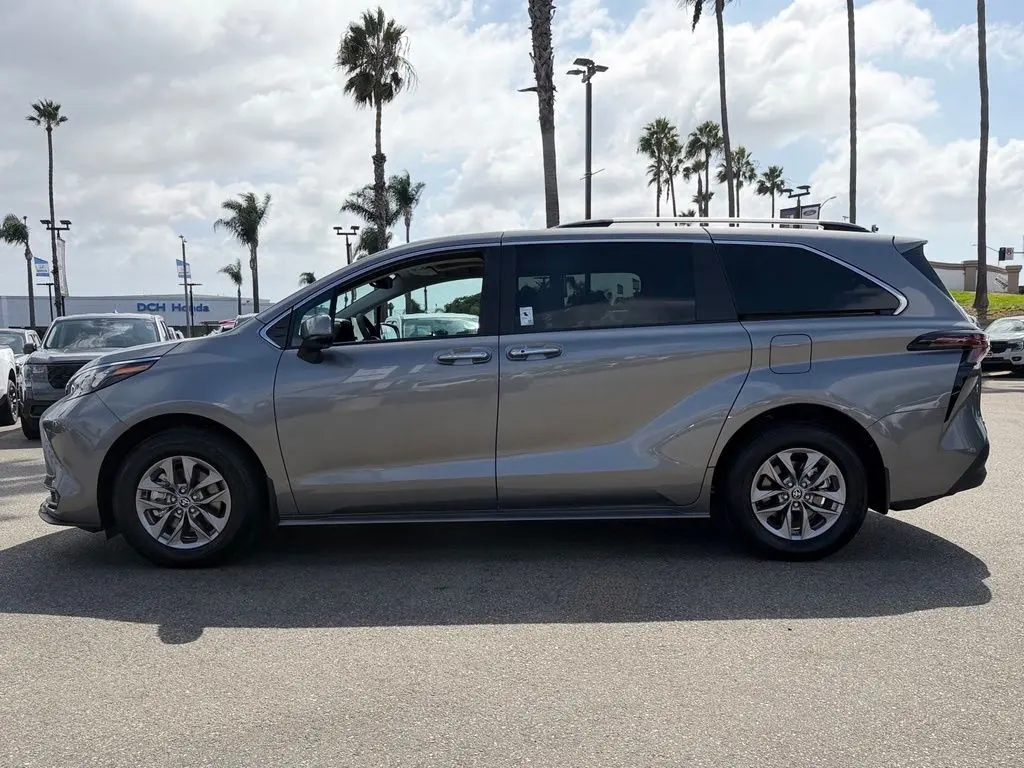 2026 Toyota Sienna - $52,091