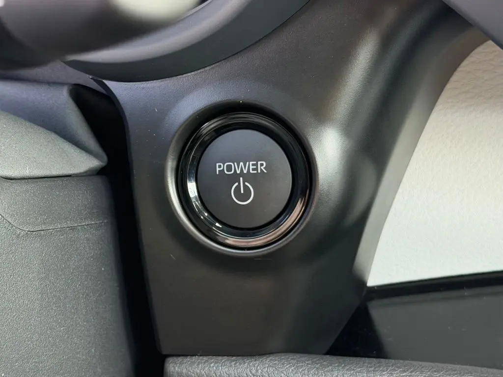 2026 Toyota Sienna - $52,091