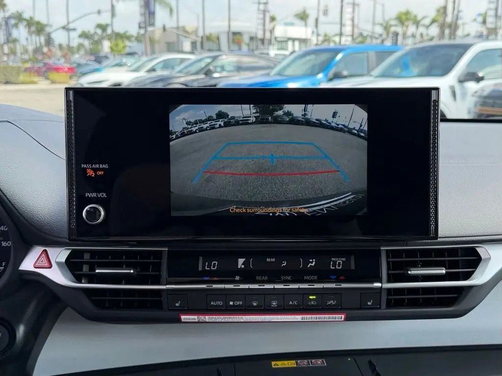 2026 Toyota Sienna - $52,091