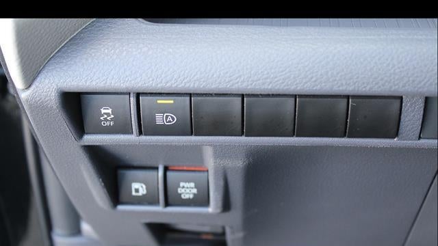 2023 Toyota Sienna XLE 8-Passenger