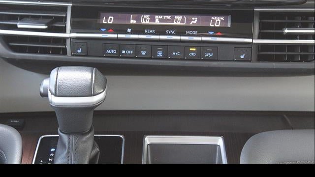 2023 Toyota Sienna XLE 8-Passenger