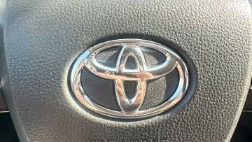 2023 Toyota Sienna XLE 8-Passenger