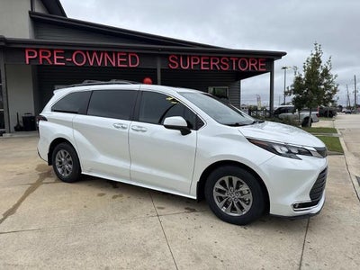 Photo of a 2024 Toyota Sienna XLE 8-Passenger 4DR Mini-Van for sale