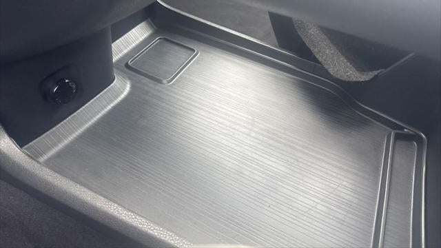 2025 Toyota Sienna XLE 8-Passenger