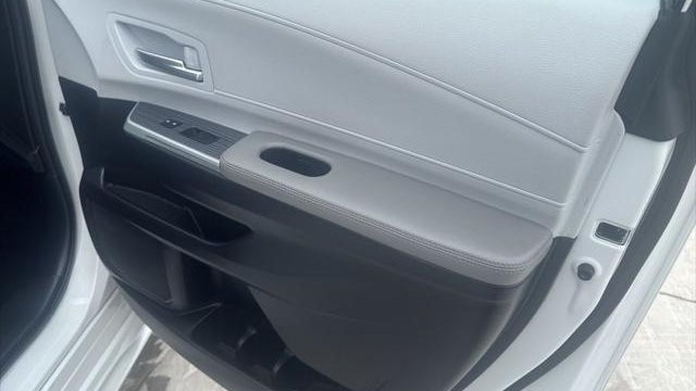 2025 Toyota Sienna XLE 8-Passenger
