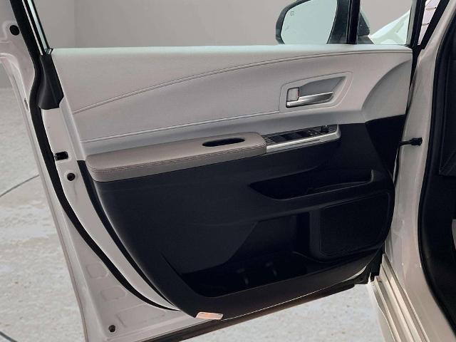 2025 Toyota Sienna - $43,499