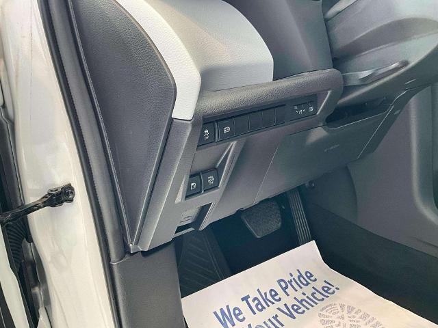 2025 Toyota Sienna - $43,499