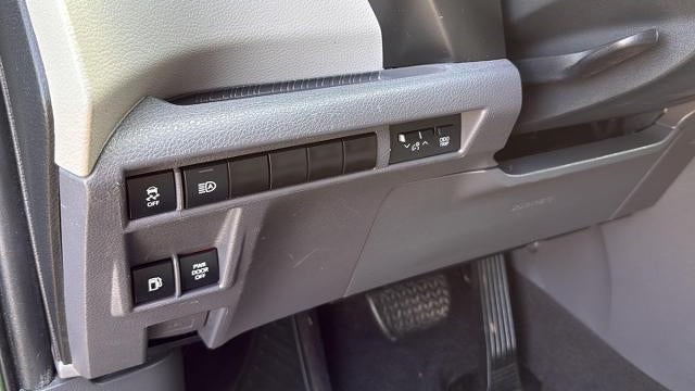 2022 Toyota Sienna XLE 8-Passenger