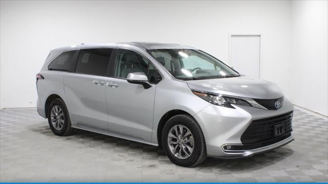 Preowned 2024 Toyota Sienna XLE 8-Passenger for Sale