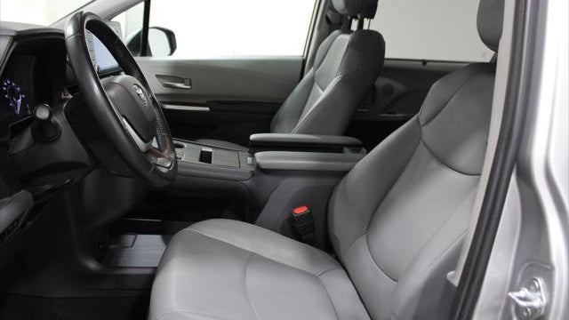 2024 Toyota Sienna XLE 8-Passenger