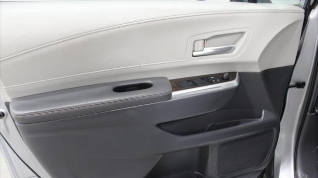 2024 Toyota Sienna XLE 8-Passenger