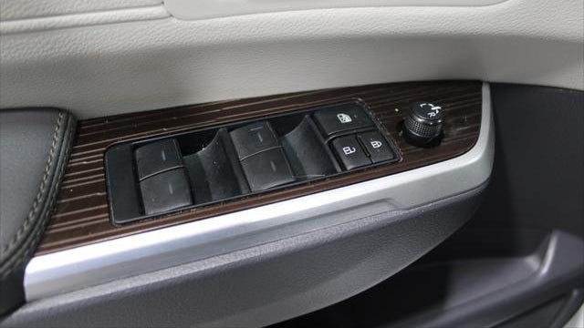 2024 Toyota Sienna XLE 8-Passenger