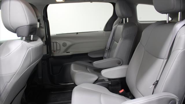 2024 Toyota Sienna XLE 8-Passenger
