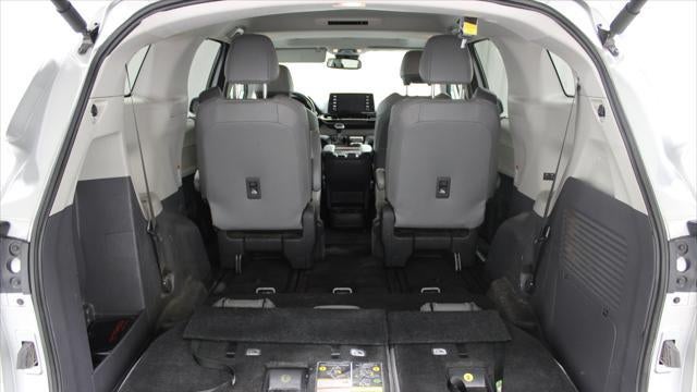 2024 Toyota Sienna XLE 8-Passenger