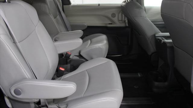 2024 Toyota Sienna XLE 8-Passenger