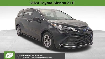 2024 Toyota Sienna XLE 8-Passenger 4DR Mini-Van