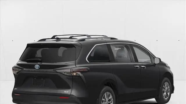 2026 Toyota Sienna XLE 8-Passenger
