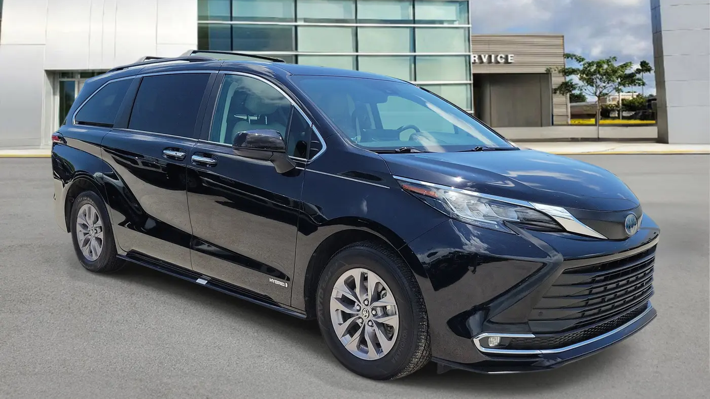 2021 Toyota Sienna XLE 7-Passenger