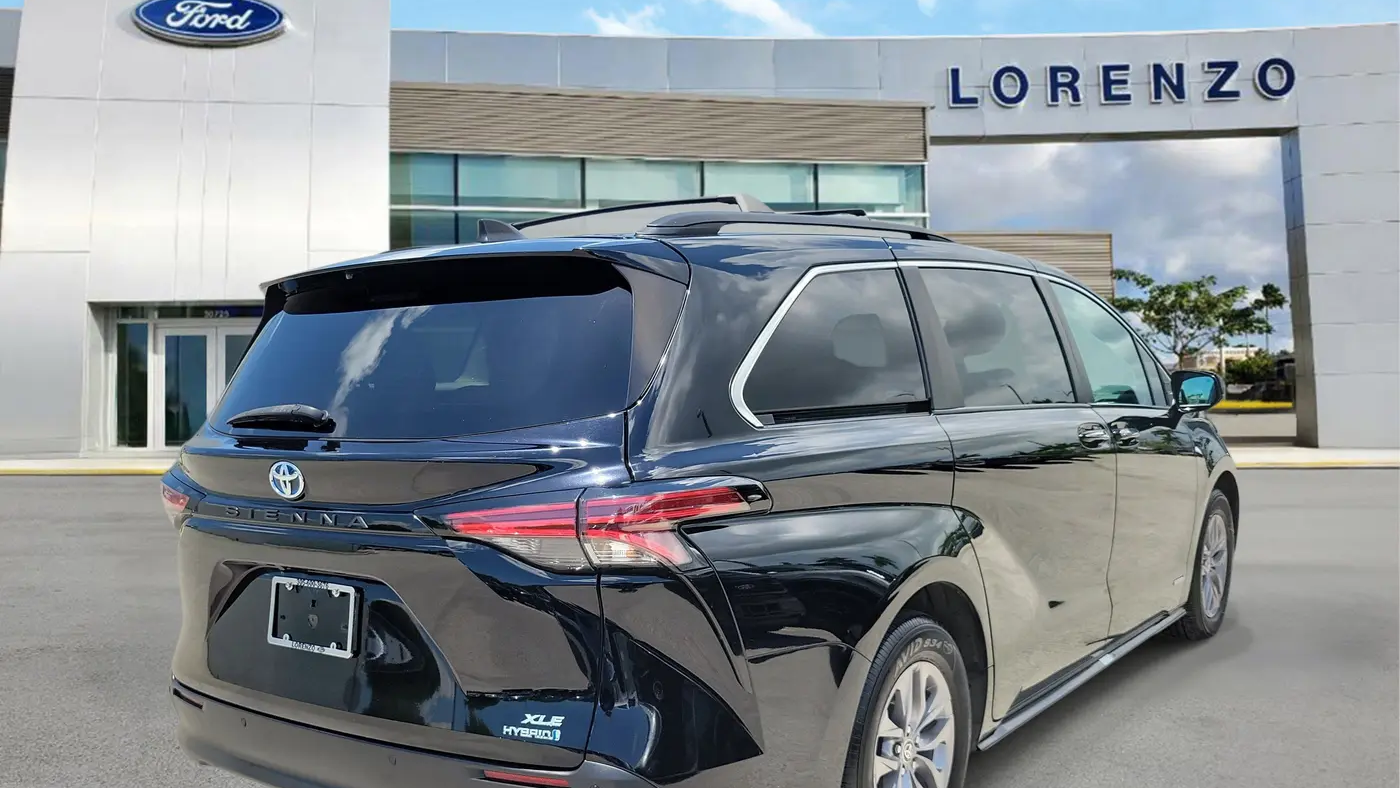 2021 Toyota Sienna XLE 7-Passenger