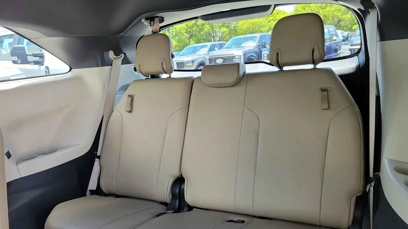 2021 Toyota Sienna XLE 7-Passenger