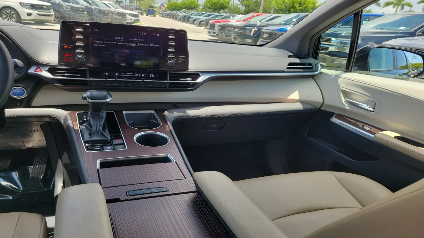 2021 Toyota Sienna XLE 7-Passenger