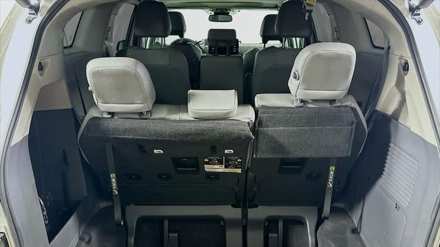 2023 Toyota Sienna XLE 8-Passenger