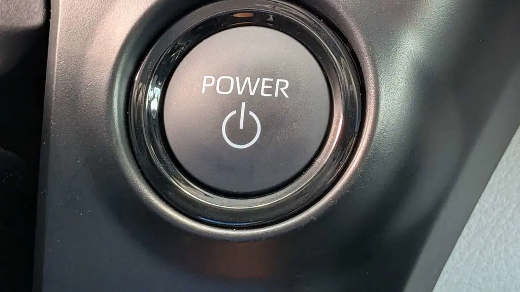 2025 Toyota Sienna XLE 8-Passenger