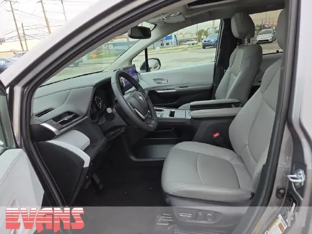 2026 Toyota Sienna - $47,988