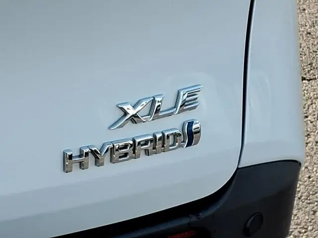 2022 Toyota Sienna - $29,376
